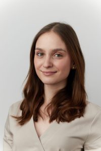 zalety-profesjonalnych-zabiegow-oczyszczajacych-skore-twarzy