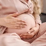 Zabiegi kosmetyczne w ciąży i w trakcie karmienia piersią